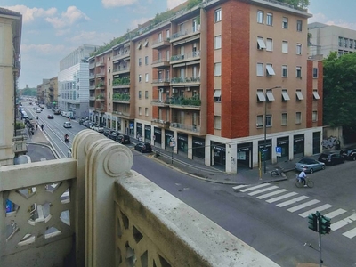 Bilocale in Affitto a Milano, zona Isola, 1'650€, 60 m², arredato