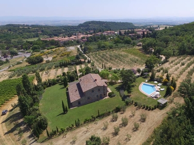 Casa a Sant\'albino con terrazza, barbecue e piscina