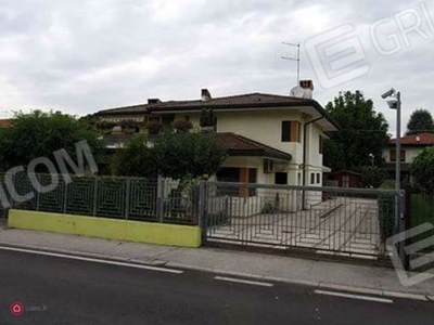 Casa Bi/Trifamiliare in Vendita in Via Veronese 6 a Dolo