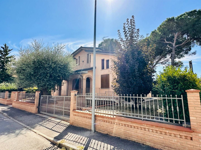 Casa in vendita in Castel Bolognese, Italia