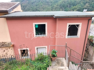 Casa Indipendente in vendita a Genova via alla Soria