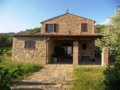 For Sale: Panoramic Villa in Campagnatico, Tuscany