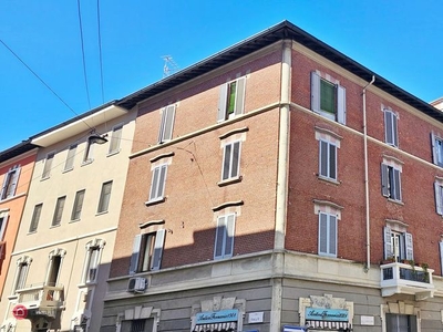 Negozio/Locale commerciale in Vendita in Via Bessarione 16 a Milano