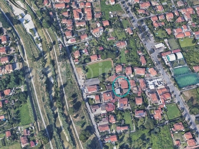Quadrilocale in Vendita a Massa, 103'459€, 157 m²
