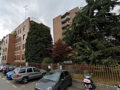 Trilocale in Affitto a Milano, 1'500€, 100 m², arredato