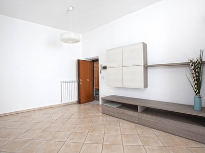 Trilocale in Vendita a Viterbo, zona Centro, 89'000€, 65 m²