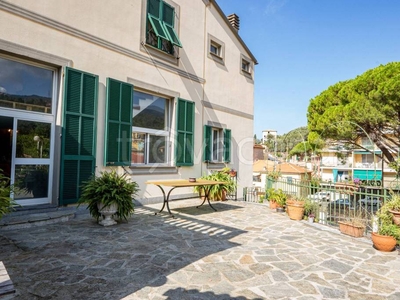 Villa in vendita a Lavagna via Torrente Barassi