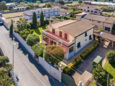 Villa in vendita in via Claudio Monteverdi s.n.c