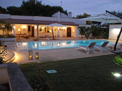 Villa 'Tenuta Il Carretto' con piscina privata, Wi-Fi e aria condizionata