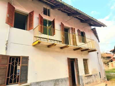 Casa semi indipendente in vendita a Castelletto Cervo Biella