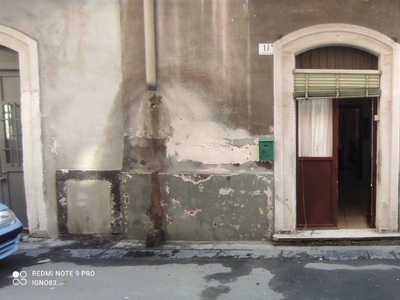 Casa singola in vendita a Catania Castello Ursino - San Cristoforo