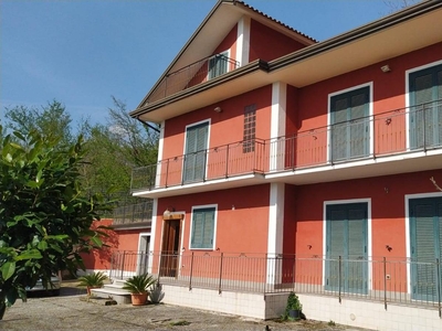 Villa in vendita a Capriglia Irpina Avellino