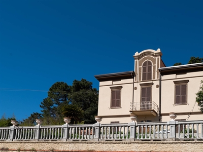 Villa in vendita a La Spezia Muggiano