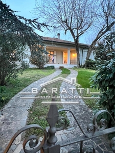 Villa in vendita a Pegognaga Mantova Viola