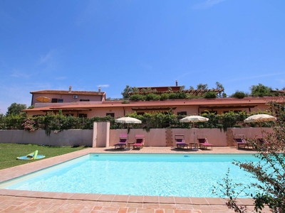 Agriturismo di lusso a Montalto di Castro con piscina