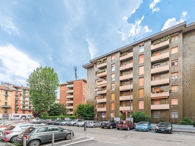Appartamento in Affitto in Via Amero Cagnoni a Milano