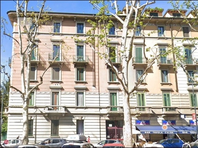 Appartamento in Affitto in Viale Edoardo Jenner 18 a Milano