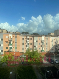 Appartamento in Piazza Ilardi, 3, Torre Annunziata (NA)