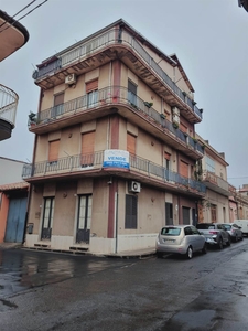 Appartamento in vendita a Belpasso Catania