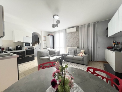 Appartamento in vendita a Ghisalba Bergamo