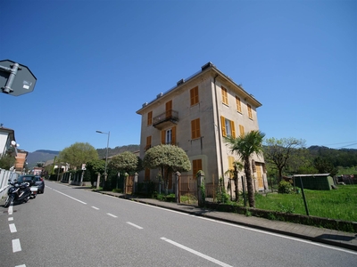 Appartamento in vendita a Sesta Godano La Spezia