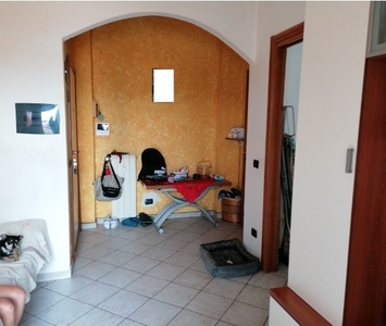 Appartamento in Via Cesare Beccaria - Limbiate