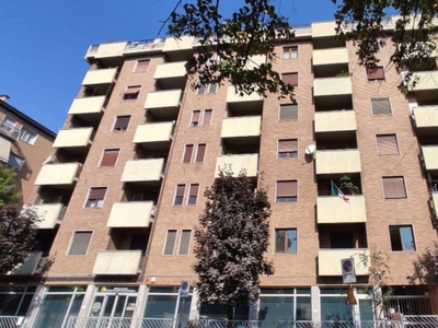 Appartamento in Via G. Bonomelli, Bergamo, 6 locali, 112 m² in vendita