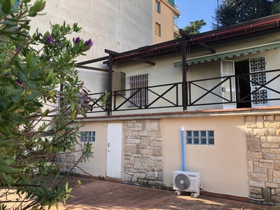 Casa indipendente di 120 mq in vendita - Sanremo