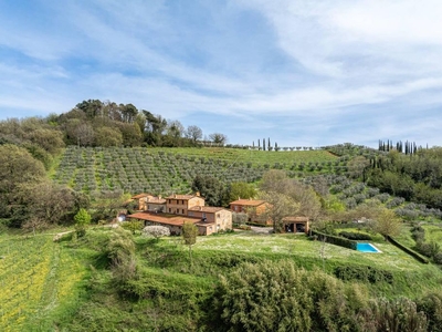 Casa Indipendente di 1200 mq in vendita Capannori, Toscana