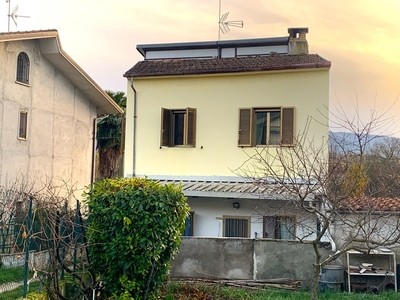 Casa indipendente di 134 mq in vendita - Sulmona