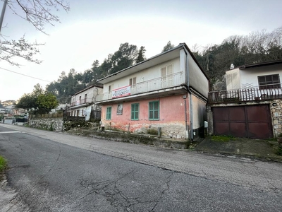 Casa indipendente di 180 mq in vendita - Cassino
