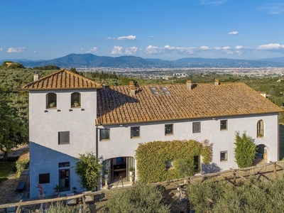 Prestigiosa villa di 745 mq in affitto Lastra a Signa, Italia