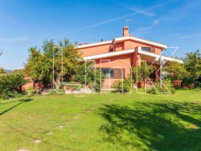 Esclusiva villa in vendita via Codette, Riano, Lazio
