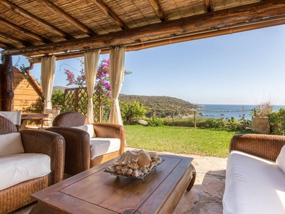 Luna Bay Home Retreat - La vostra oasi di relax a Porto Luna, a soli 2 km dal centro di Villasimius