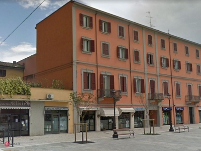 Negozio/Locale commerciale in Affitto in Piazza Garibaldi a Castelfranco Emilia