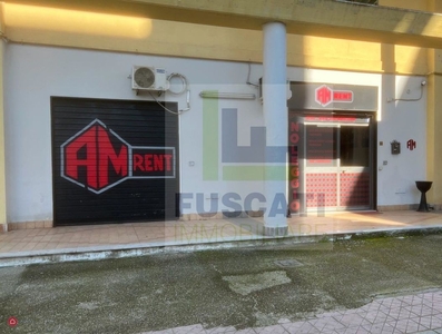 Negozio/Locale commerciale in Affitto in Via crispi a Mugnano di Napoli