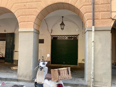 Negozio/Locale commerciale in Affitto in Via Entella a Chiavari