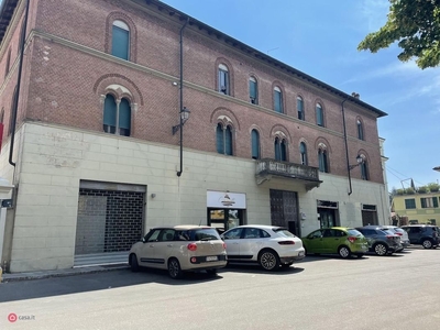 Negozio/Locale commerciale in Affitto in Via Roma a Caorso