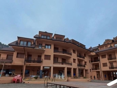 Palazzo in LOCALITA' PRATI DI PREOTTONE, Artogne, 1 locale, 1 bagno