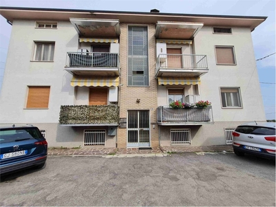 Palazzo in Via Rubini 26, Brembate di Sopra, 5 locali, 1 bagno, 99 m²