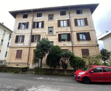 Quadrilocale in Via Billotti Lorenzo 6, Biella, 1 bagno, garage, 65 m²