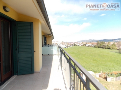 Trilocale in Via Morrice, Spinetoli, 2 bagni, con box, 150 m²