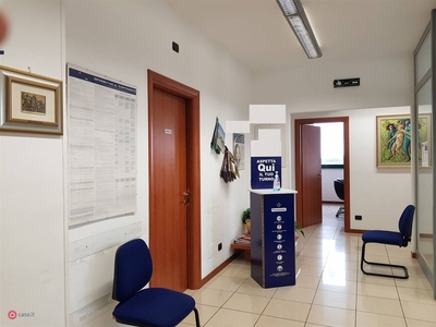 Ufficio in Affitto in Via Antonio Pacinotti a Viterbo