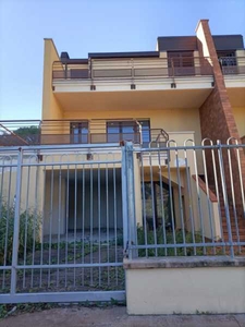 Villa a Schiera in Vendita ad Montesilvano - 255000 Euro