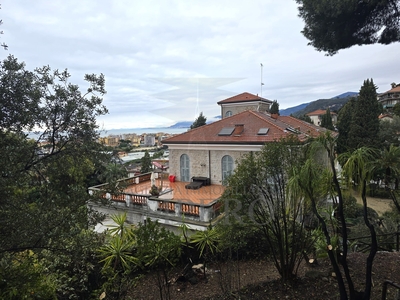 Villa a schiera in Via Conca Verde - Bordighera