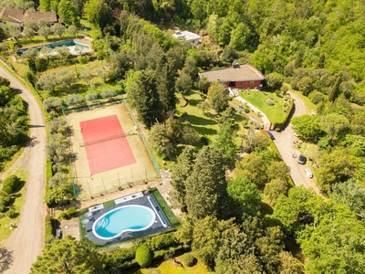 Villa di 550 mq in vendita - Firenze