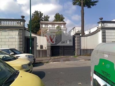 Villa in vendita a Napoli Miano