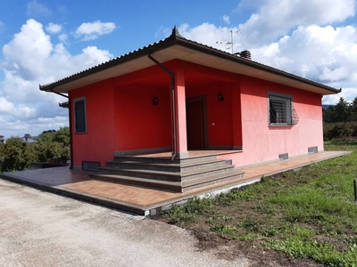 Villa in vendita a Vetralla