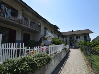 Appartamento in vendita a Châtillon via Menabreaz, 99