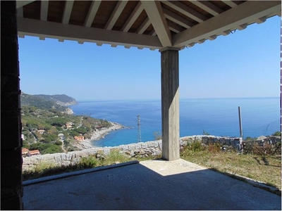 Villa in , Campo nell'Elba (LI)